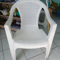 صندلی پلاستیکی