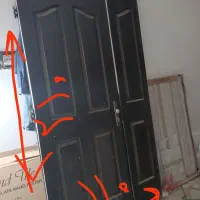 درب کمددیواری و اتاقی و پنجره آهنی