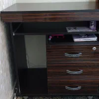 میز کامپیوتر و تحریر