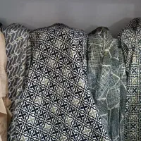 پارچه بالش کنار سالنی|رختخواب، بالش، پتو|قم, تعویض پلاک|دیوار