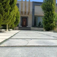 ویلا ۵۰۰ متر شهرکی مدرن سنقرآباد(تاپ لوکیشن)