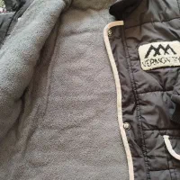 کاپشن فوق‌العاده نو ، مدت خیلی کوتاه پوشیده شده|کفش و لباس بچه|رفسنجان, |دیوار