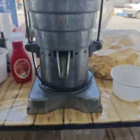 دستگاه اب میوه گیری قدیمی درجه1