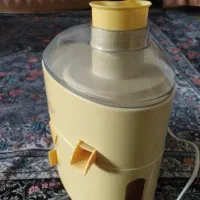آبمیوه گیری کاملا سالم