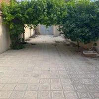 خانه حیاط دار دنج و بزرگ در هادیشهر