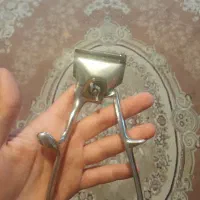 ماشین اصلاح سر قدیمی