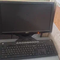 کامپیوتر خانگی با مانیتور