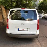 هیوندا H1مدل2011