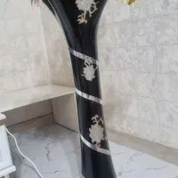 گل همراه گلدان