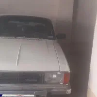 پیکان 83 بی رنگ