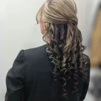 کاشت مژه هیدن و اکستنشن مو و موخوره گیری