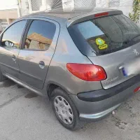 پژو ۲۰۶ سالم و تمیز بدون آفتاب سوختگی
