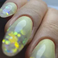 آموزش تخصصی کاشت ناخن دوره پودر و ژل و دیزاین...