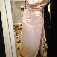 اباس مجلسی هلویی ساتن سنگ دوزی شده
