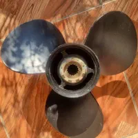 پروانه قابق موتوری