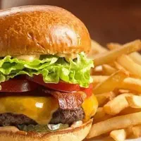 پیک با دوچرخه جهت فست فود شیفت شب