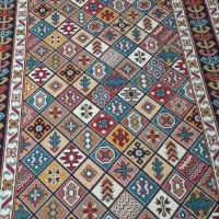 گلیم شسته شده تمیز آماده پهن کردن