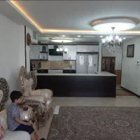 142 متری رو به دریاچه