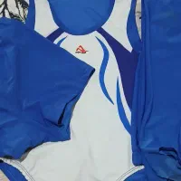 لباس ژیمناستیک