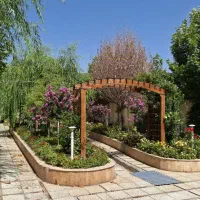 اجاره باغ،عمارت گلشن دوبلکس.سه خواب.استخر مجهز|اجارهٔ کوتاه‌مدت ویلا و باغ|مشهد, دانشجو|دیوار