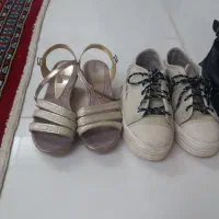 تعدادی کفش به فروش میرسدکفش های تابستانی ....|کیف، کفش، کمربند|قروه, |دیوار