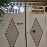 دو لنگه در بزرگ