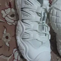 کتونی خارجی