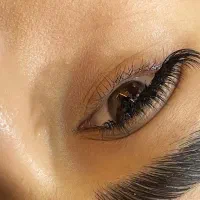 ، لیفت و لمینت مژه ابرو