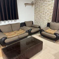 مبل راحتی و میز