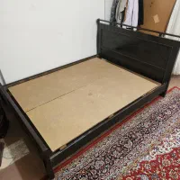 تخت دو نفره به همراه تشک ابعاد ۱۶۵×۲۱۰|تخت و سرویس خواب|پیر بکران, |دیوار