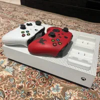 کنسول بازی Xbox one s دو دسته
