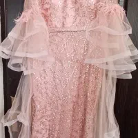 لباس مجلسی|لباس|لاهیجان, لیالستان|دیوار