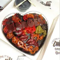 باکس کادویی لواشک و ترشک