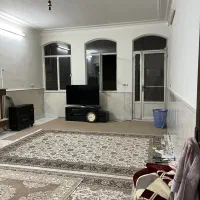 اجاره منزل ویلایی جنوبی 20 متری فجر دربست|اجارهٔ خانه و ویلا|قم, زنبیل آباد|دیوار