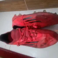 کفش استوک فوتبال|کیف، کفش، کمربند|پرند, فاز ۴|دیوار