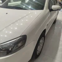 رانا پلاس پانامدل۴۰۱سفید|خودرو سواری و وانت|قم, زنبیل آباد|دیوار