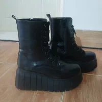 پوتین کاملا نو سایز 40