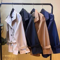 مانتو|لباس|شاهین دژ, |دیوار