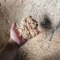 خاک اره تراشه زغال و هیزم