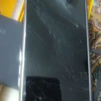 گوشی pocomvporo ضربه روی سرامیک  ال سی دی|موبایل|تهران, فاطمی|دیوار