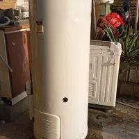 یک عدد آبگرمکن سرپایی نو نو