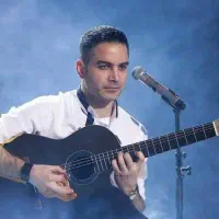 بلیط VIP محسن یگانه کنار هم