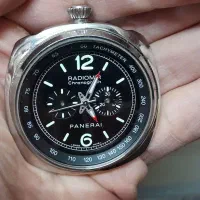 ساعت جیبی پشت شیشه