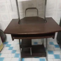 میز کامپیوتر سالم