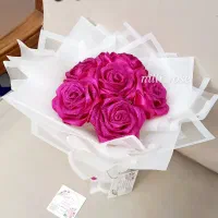 دسته گل  جاودان۶ شاخه و ۷ شاخه