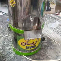 دوعدد سبزی خردکن با مارک آریان سبز و سبز ایران