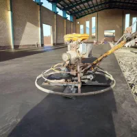 اجرای بتون ریزی همراه باماله پروانه ای