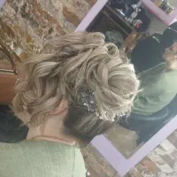 انجام اصلاح و ابرو با قیمت مناسب|خدمات آرایشگری و زیبایی|اسلام‌شهر, شهرک مصطفی خمینی|دیوار