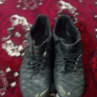 کفش فوتبال|کیف، کفش، کمربند|سیجوال, |دیوار