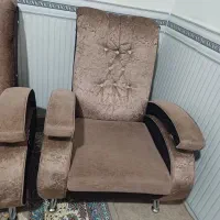 مبلمان ۷نفره با میز عسلی سالم تمیز|مبلمان خانگی و میز عسلی|قرچک, قشلاق جیتو|دیوار